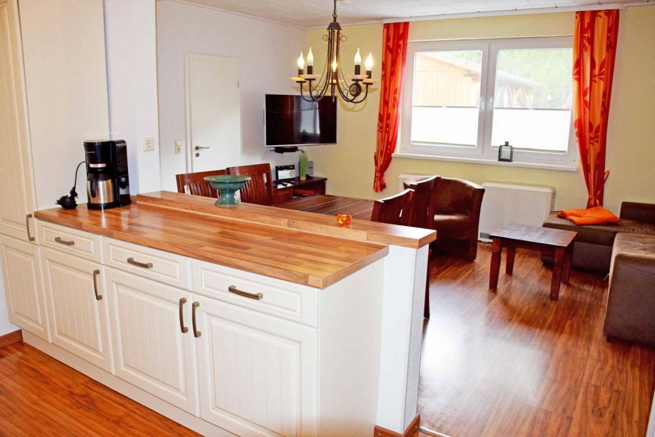 Baaber Ferienhaus Mit Terrasse Und ภายนอก รูปภาพ